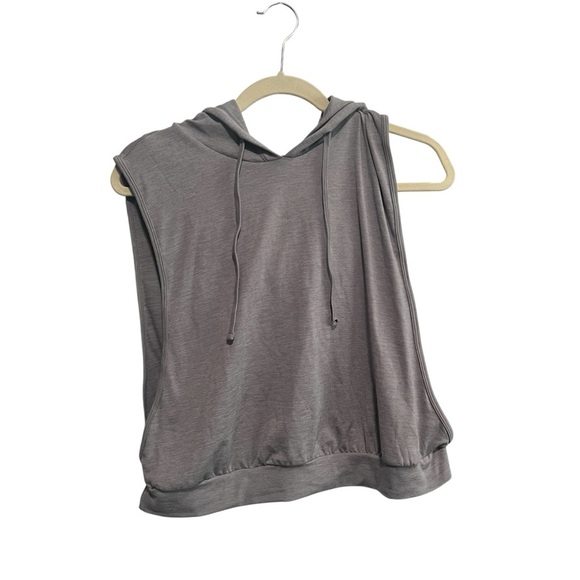 Halara Hooded Drawstring Sleeveless Cropped Running Tank Top, New with Tags - Picture 2 of 5